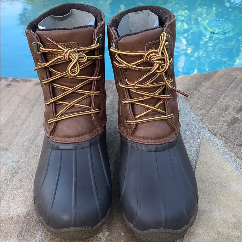 EUC Sperry Avenue Duck/Brown/Tan (Boys size 5M)